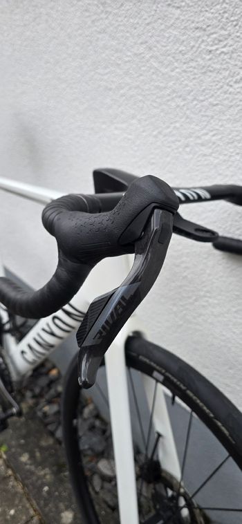 Used Canyon Aeroad SRAM Red eTap AXS 2025 Road & Gravel, White — image 9 of 14