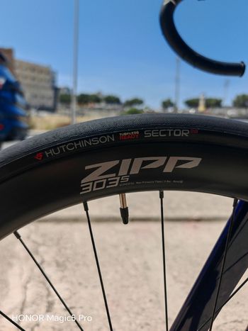 Used Factor OSTRO VAM SRAM RED eTap AXS 2023 Frameset 2023 Road & Gravel, Blue — image 9 of 9