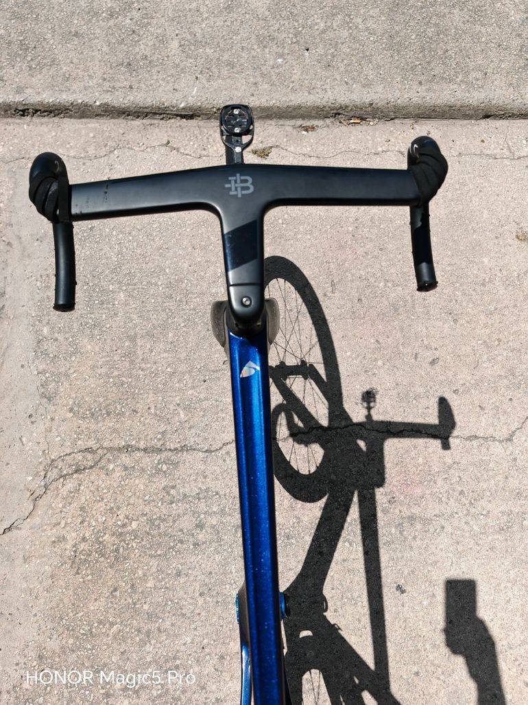 Used Factor OSTRO VAM SRAM RED eTap AXS 2023 Frameset 2023 Road & Gravel, Blue — image 6 of 9