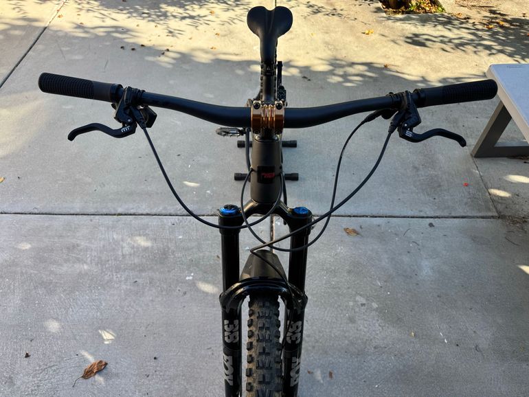 Used Santa Cruz BRONSON X01 / Carbon CC / MX 2023 2023 Mountainbike, Black — image 7 of 10