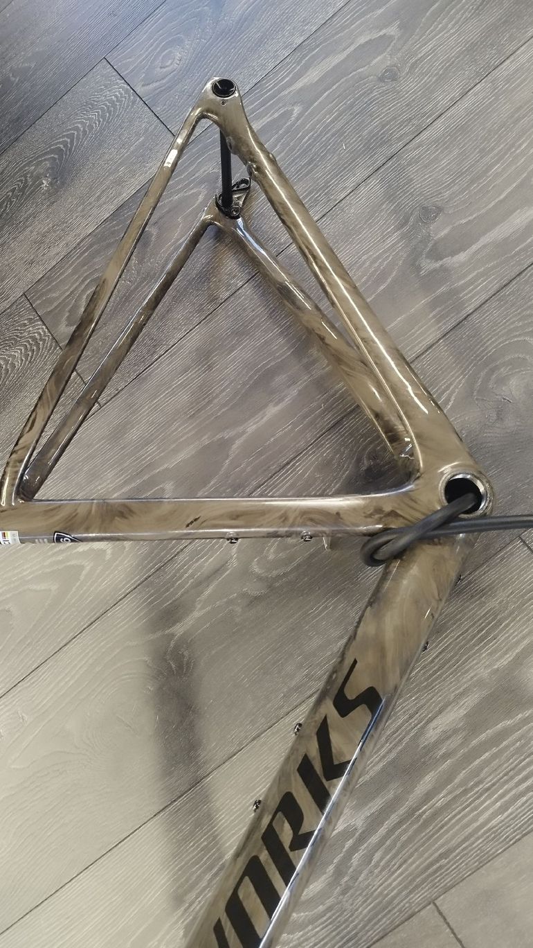 Used Specialized S-Works Roubaix SL8 - Shimano Dura-Ace Di2 2025 Frameset 2025 Road & Gravel, White — image 8 of 9
