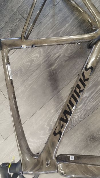 Used Specialized S-Works Roubaix SL8 - Shimano Dura-Ace Di2 2025 Frameset 2025 Road & Gravel, White — image 5 of 9