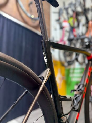 Used BMC Teammachine SLR 01 THREE 2027 2027 Road & Gravel, Black — image 11 of 11