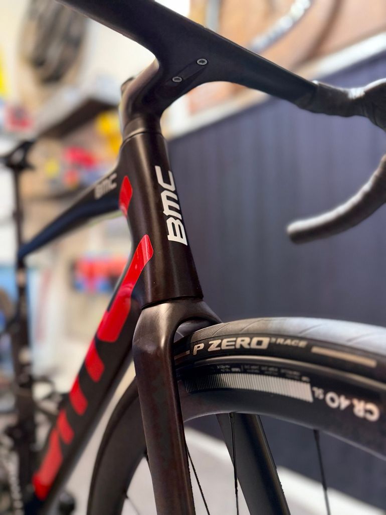Used BMC Teammachine SLR 01 THREE 2027 2027 Road & Gravel, Black — image 10 of 11