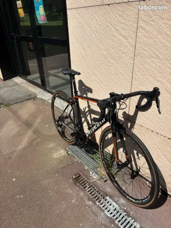 Used Specialized Specialized Tarmac SL5 2017 Road & Gravel, Black — image 3 of 3