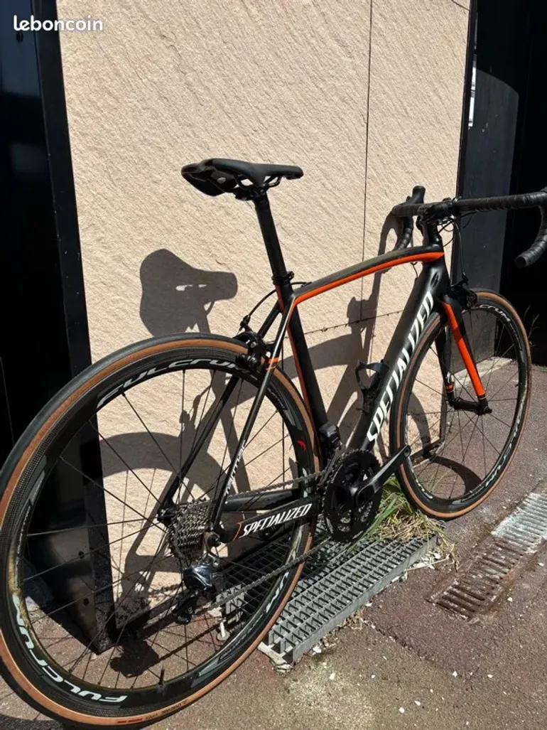 Used Specialized Specialized Tarmac SL5 2017 Road & Gravel, Black — image 2 of 3