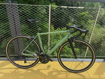 Tweedehands Fuji Obey Limited Edition Shimano 105 2018 Road & Gravel — afbeelding 2 van 3
