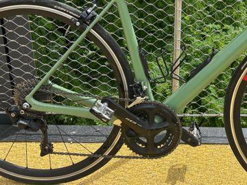 Tweedehands Fuji Obey Limited Edition Shimano 105 2018 Road & Gravel — afbeelding 3 van 3