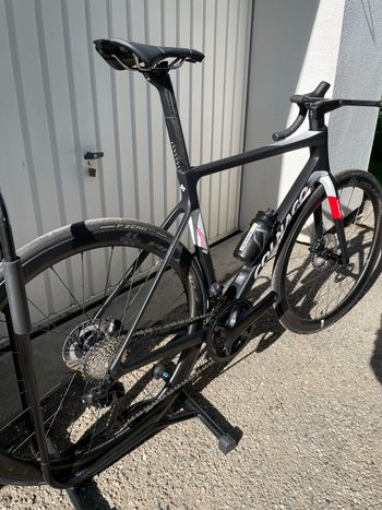 Used Colnago V4Rs Shimano Ultegra Di2 2025 2025 Road & Gravel — image 2 of 4