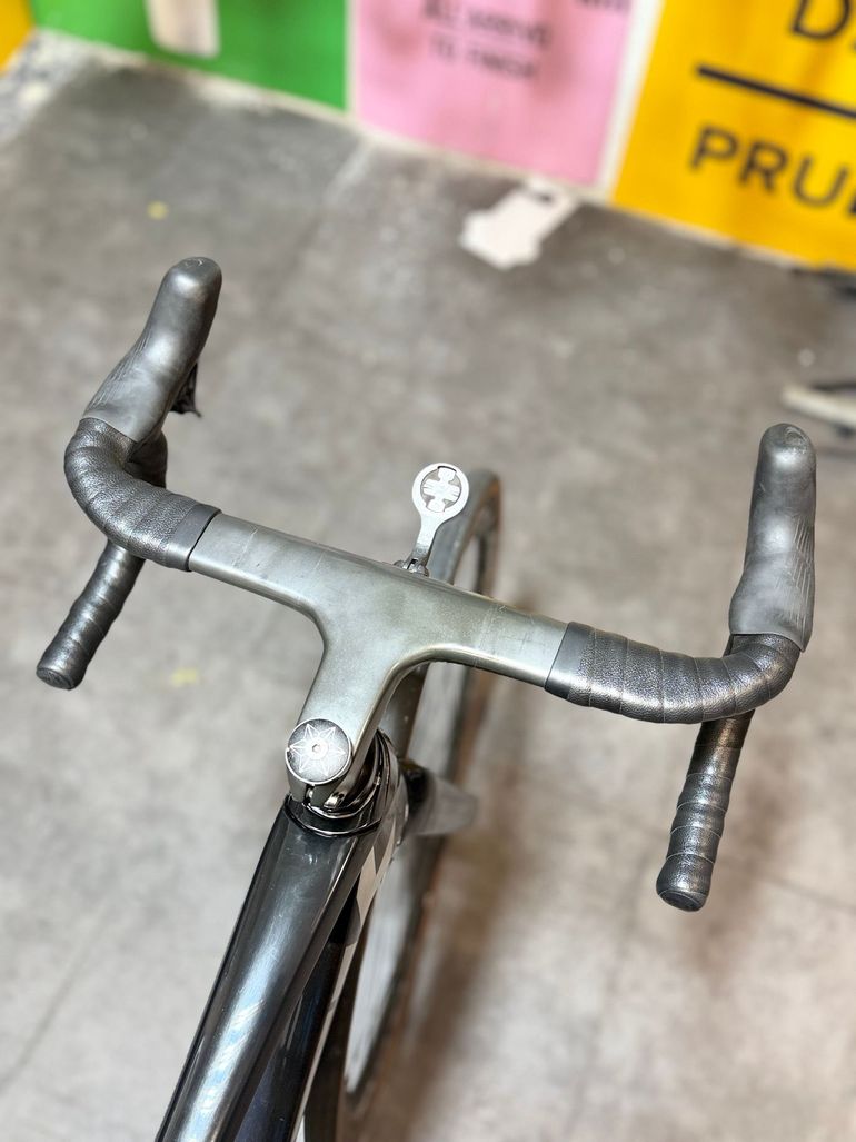 Used Trek Émonda SLR 7 2023 2023 Road & Gravel, Black — image 7 of 12
