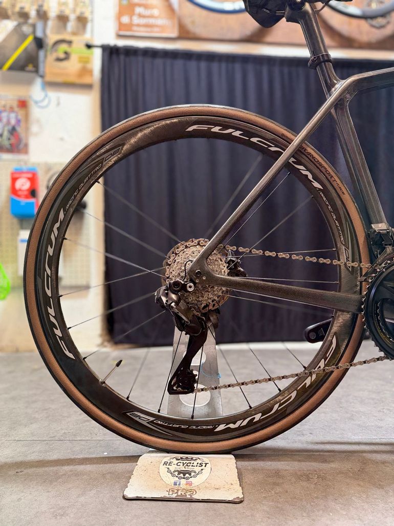 Used Trek Émonda SLR 7 2023 2023 Road & Gravel, Black — image 5 of 12