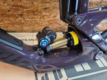 Tweedehands Santa Cruz NOMAD Frame / Carbon CC 2025 Frameset 2025 Mountainbike — afbeelding 4 van 5