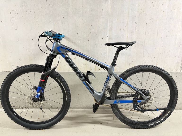 Used GIANT XTC CARBON GIANT XTC CARBON Custom Microshift 2025 Road & Gravel, Blau — image 1 of 7