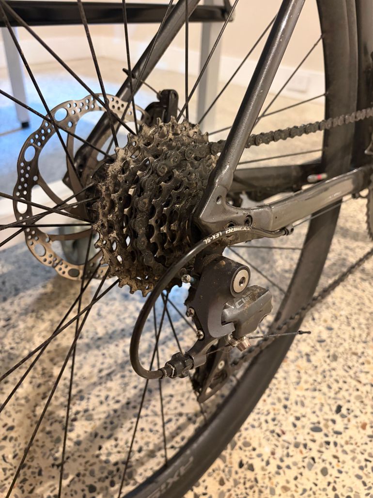 Used Specialized Allez - Shimano Claris 2025 2025 Road & Gravel, Light Gray — image 4 of 4