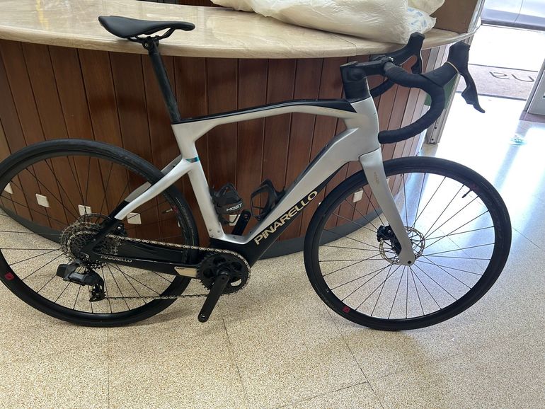 Used Pinarello NYTRO E5 GRAVEL - SRAM RIVAL AXS 2026 2026 Road & Gravel, Light Gray — image 1 of 6