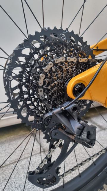 Used YT Industries Capra CORE 3 29 2022 2022 Mountainbike, Orange, 29 — image 3 of 7