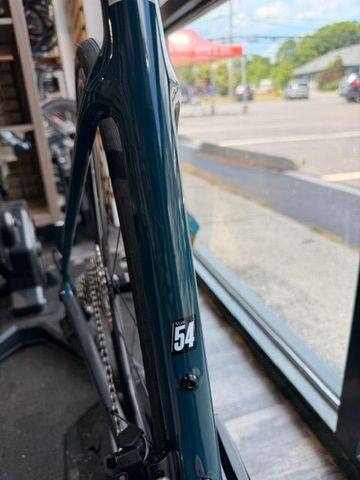 Używany Cervélo Caledonia 105 2026 2026 Road & Gravel — zdjęcie 3 z 9
