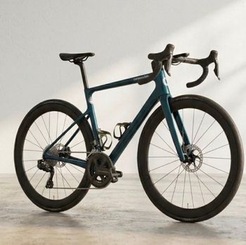 Used Cannondale SuperSix EVO Shimano Ultegra Di2 2023 Road & Gravel, Blue — image 2 of 8