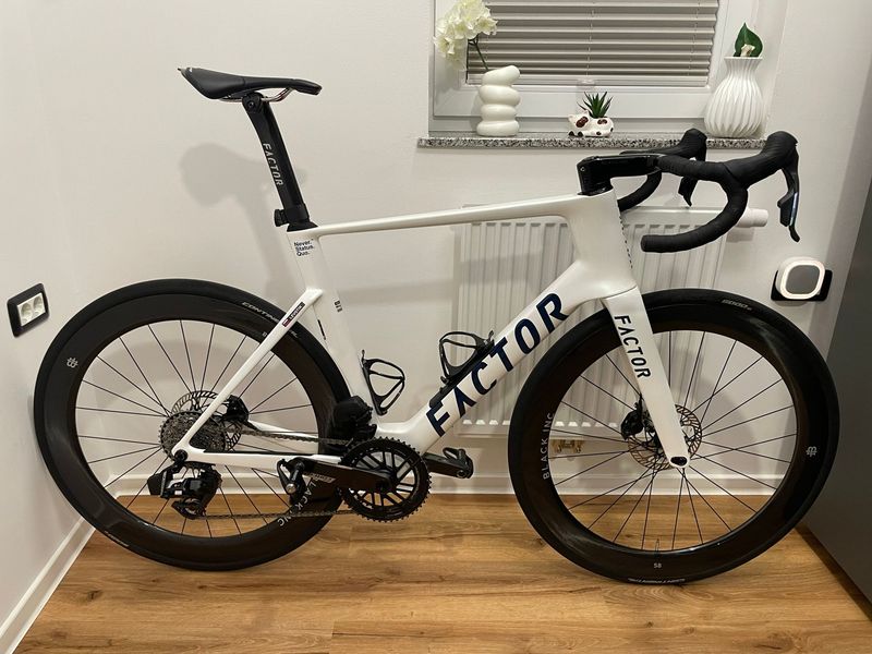 Used Factor Custom SRAM Force eTap AXS 2025 Road & Gravel
