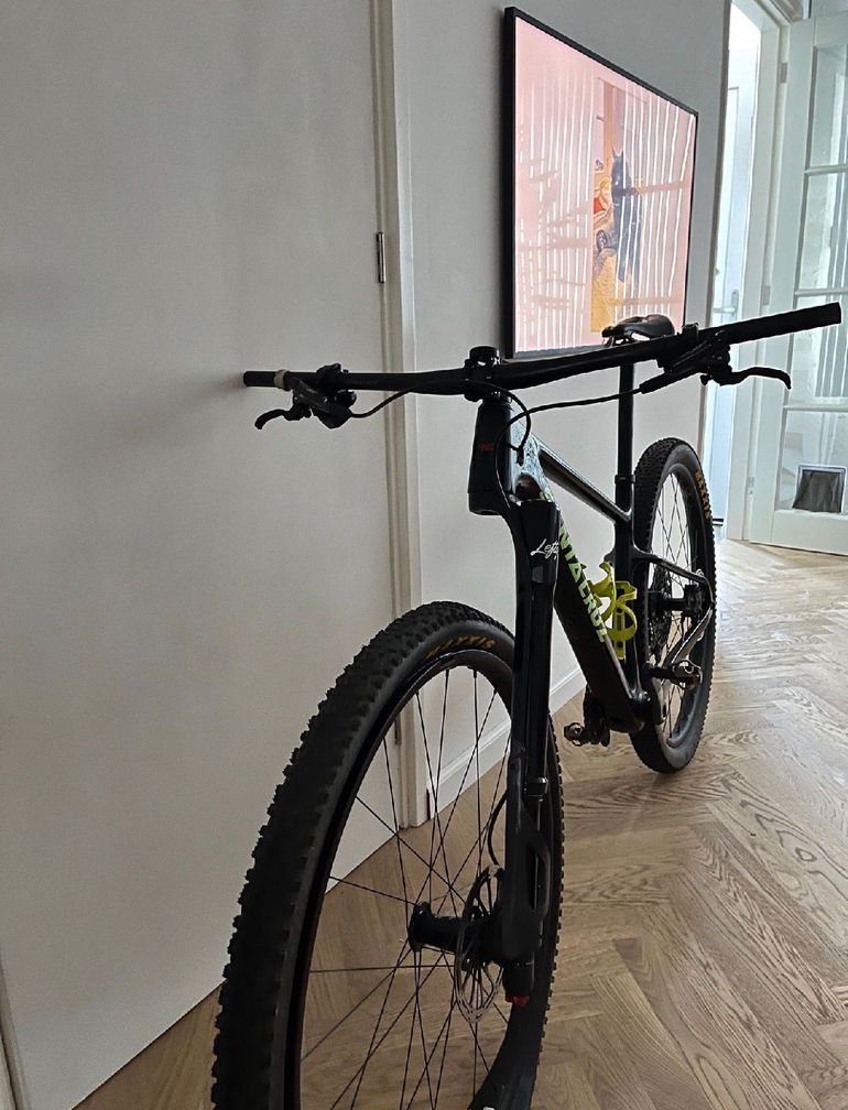 Used Santa Cruz HIGHBALL X0 AXS RSV / Carbon CC 2024 2024 Mountainbike — image 2 of 7