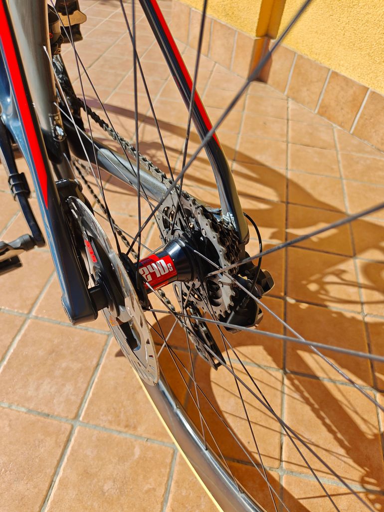 Used BMC Roadmachine Shimano Dura Ace Di2 2019 Road & Gravel — image 24 of 28