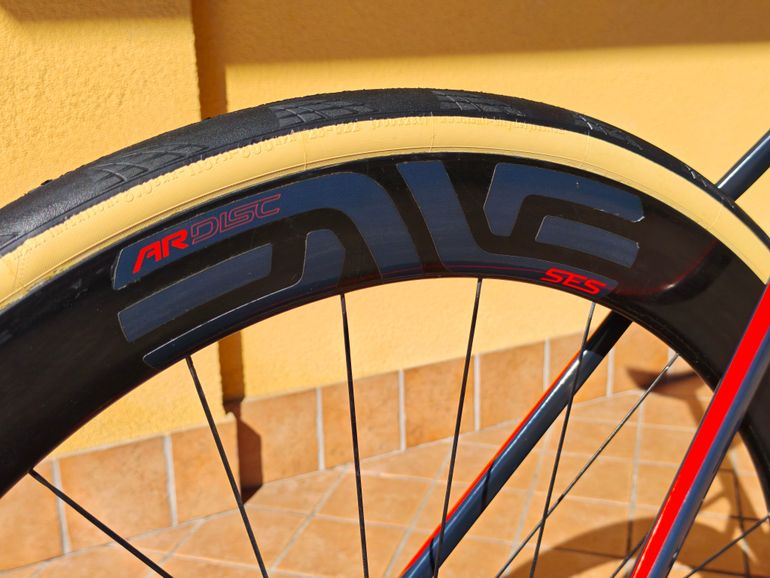 Used BMC Roadmachine Shimano Dura Ace Di2 2019 Road & Gravel — image 6 of 28