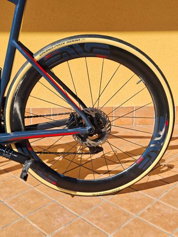 Used BMC Roadmachine Shimano Dura Ace Di2 2019 Road & Gravel — image 19 of 28