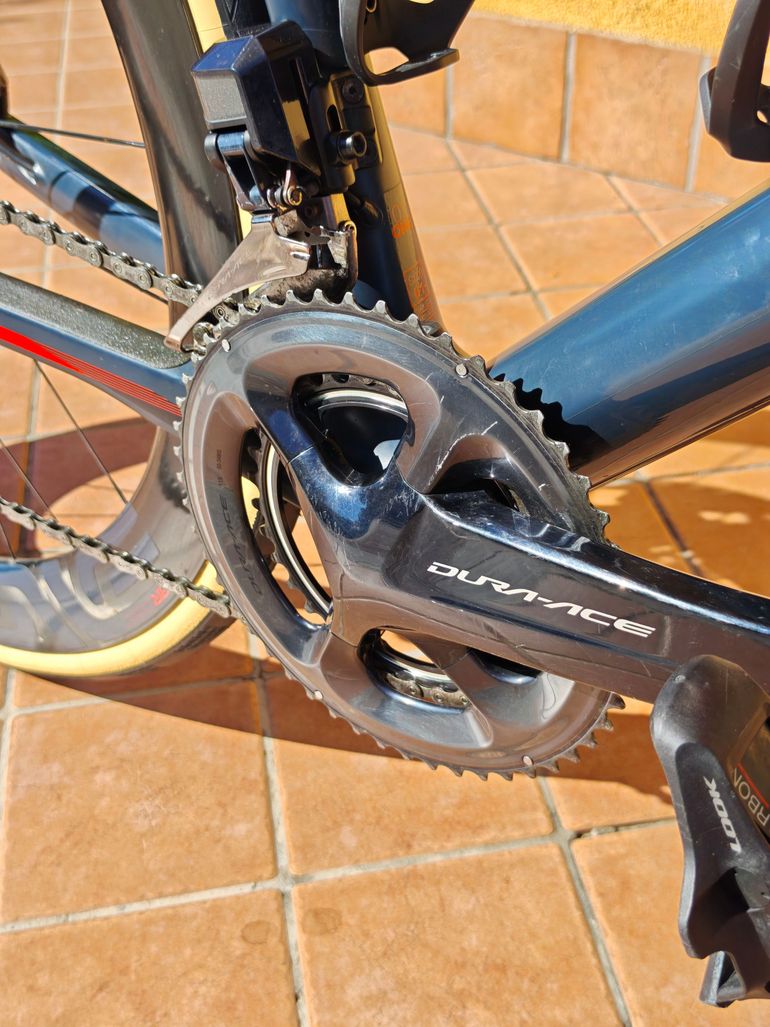 Used BMC Roadmachine Shimano Dura Ace Di2 2019 Road & Gravel — image 7 of 28