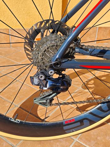 Used BMC Roadmachine Shimano Dura Ace Di2 2019 Road & Gravel — image 9 of 28