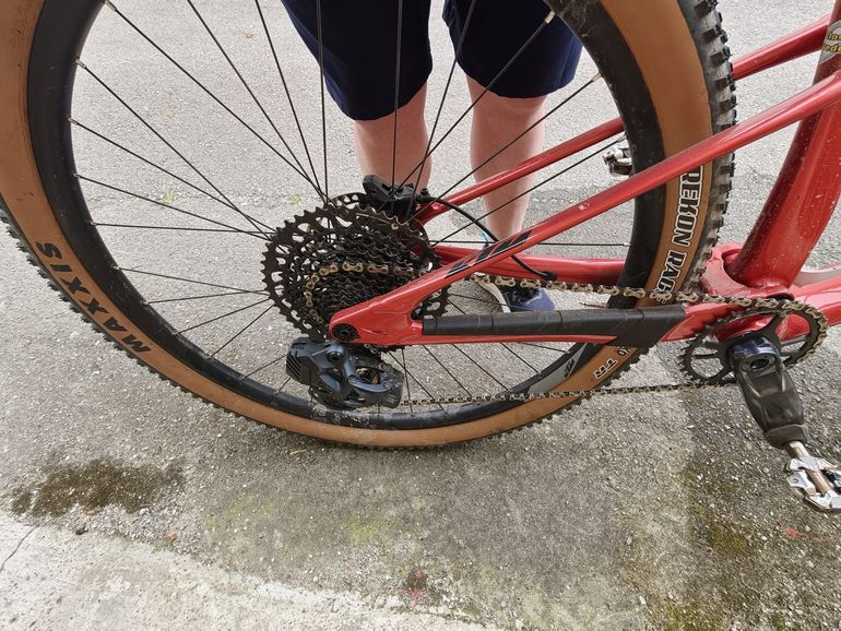 Used KTM Scarp SRAM GX Eagle AXS 2025 Mountainbike, Red — image 3 of 3