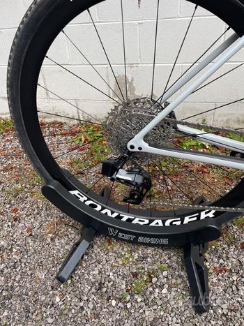 Used Specialized Crux Comp 2023 2023 Road & Gravel, Light Gray — image 3 of 5