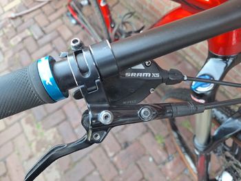 Used Specialized Fuse Comp 6Fattie 2016 2016 Mountainbike, Rojo — image 13 of 23