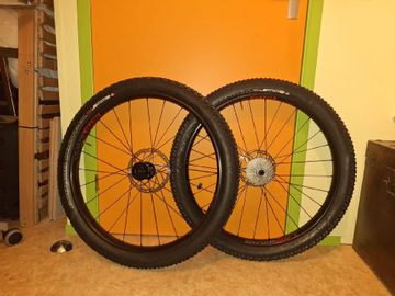 Used Specialized Fuse Comp 6Fattie 2016 2016 Mountainbike, Red, 27.5 — image 21 of 23