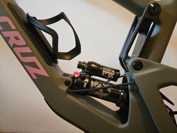 Używany Santa Cruz Megatower 70 2026 2026 Mountainbike — zdjęcie 4 z 16