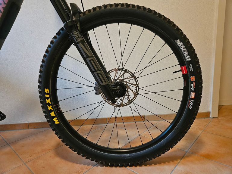 Used Santa Cruz Megatower 70 2026 2026 Mountainbike, Green, 29 — image 13 of 16