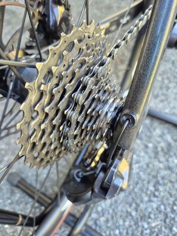 Used Trek Émonda SLR 7 2023 2023 Road & Gravel, Light Gray — image 3 of 7
