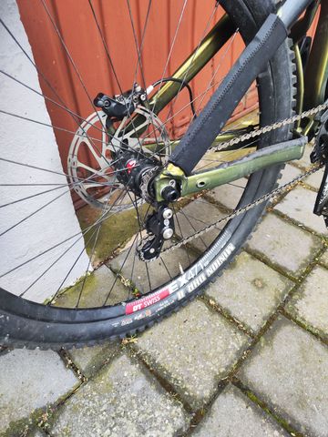 Used Giant Glory 1 2020 2020 Mountainbike, Green — image 3 of 4
