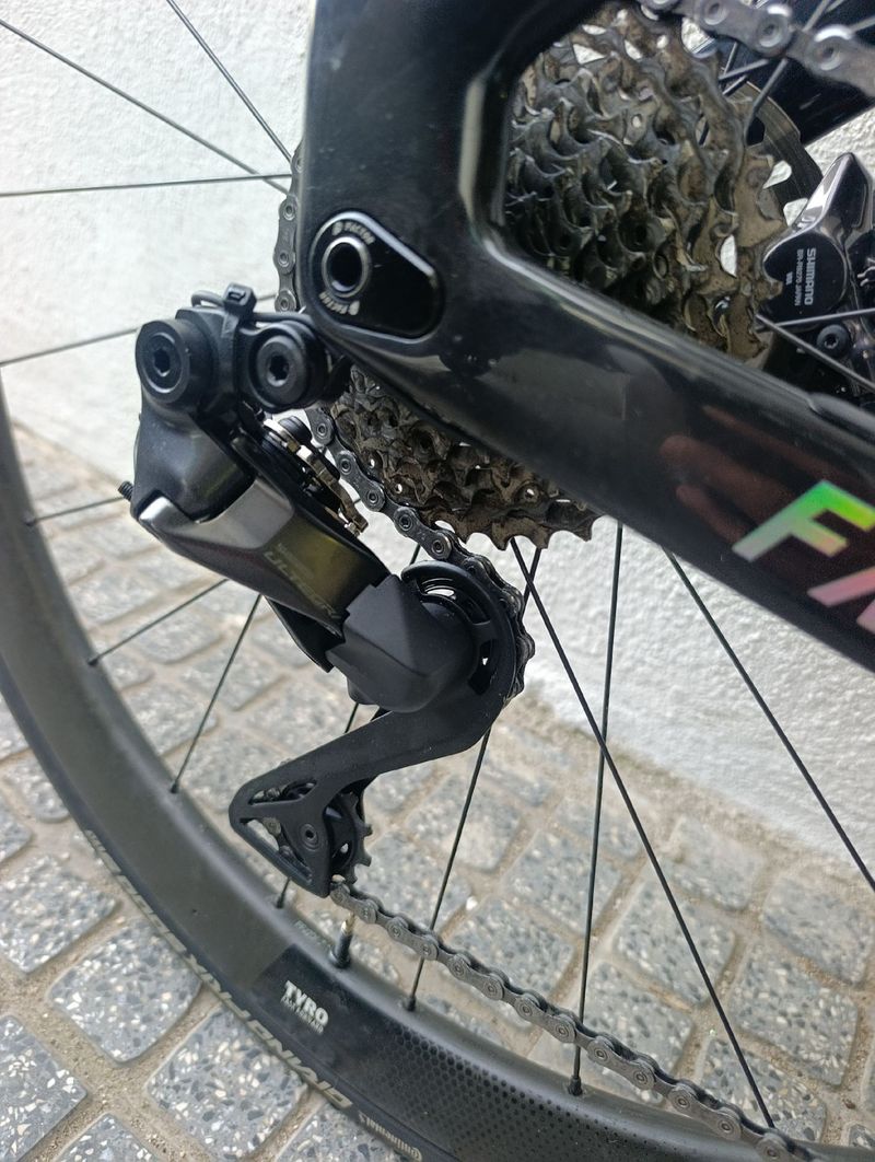 Used Factor Hanzo Shimano Ultegra Di2 2026 Road & Gravel, Black — image 10 of 12