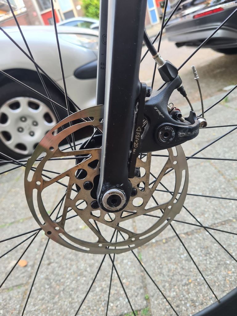 Used CUBE ATTAIN RACE 2021 2021 Road & Gravel — image 5 of 12