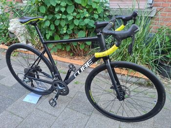 Used CUBE ATTAIN RACE 2021 2021 Road & Gravel