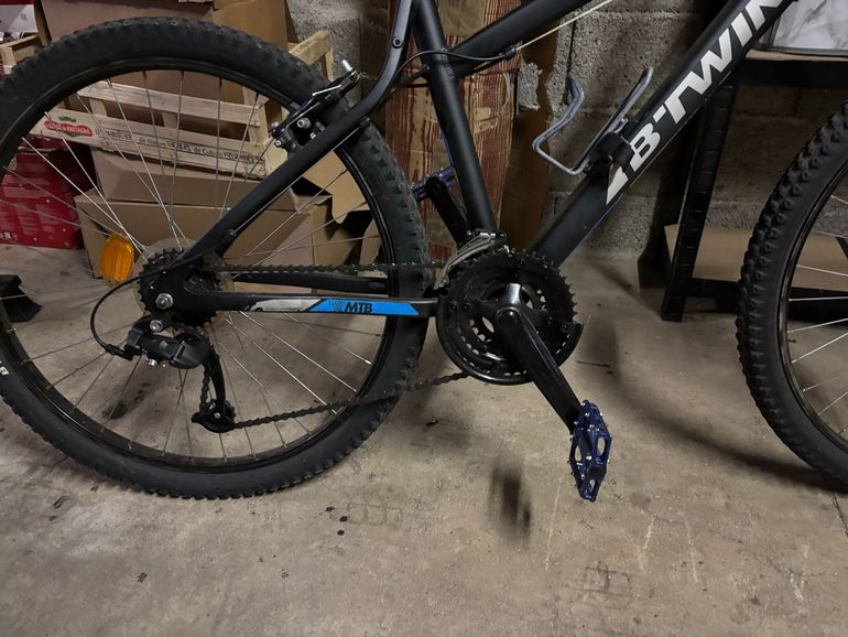 Used ROCKRIDER 340 26" MTB Other Shimano 2017 Mountainbike, Black — image 2 of 4