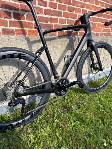 Custom Full Carbon Build 2026 Road & Gravel d'occasion — image 3 sur 10
