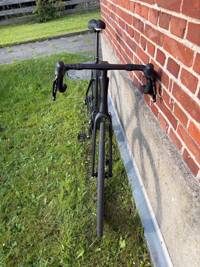 Used Custom Full Carbon Build 2026 Road & Gravel, Black — image 9 of 10