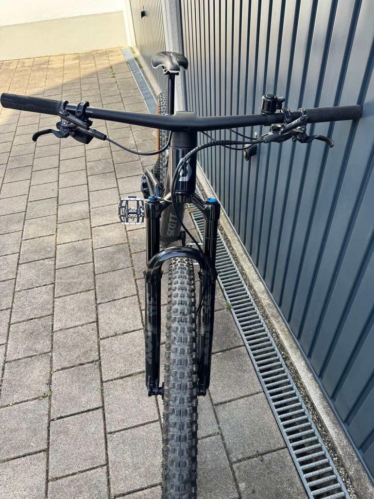 Used Scott Spark 900 AXS 2023 2023 Mountainbike, Blue, 29 — image 15 of 16