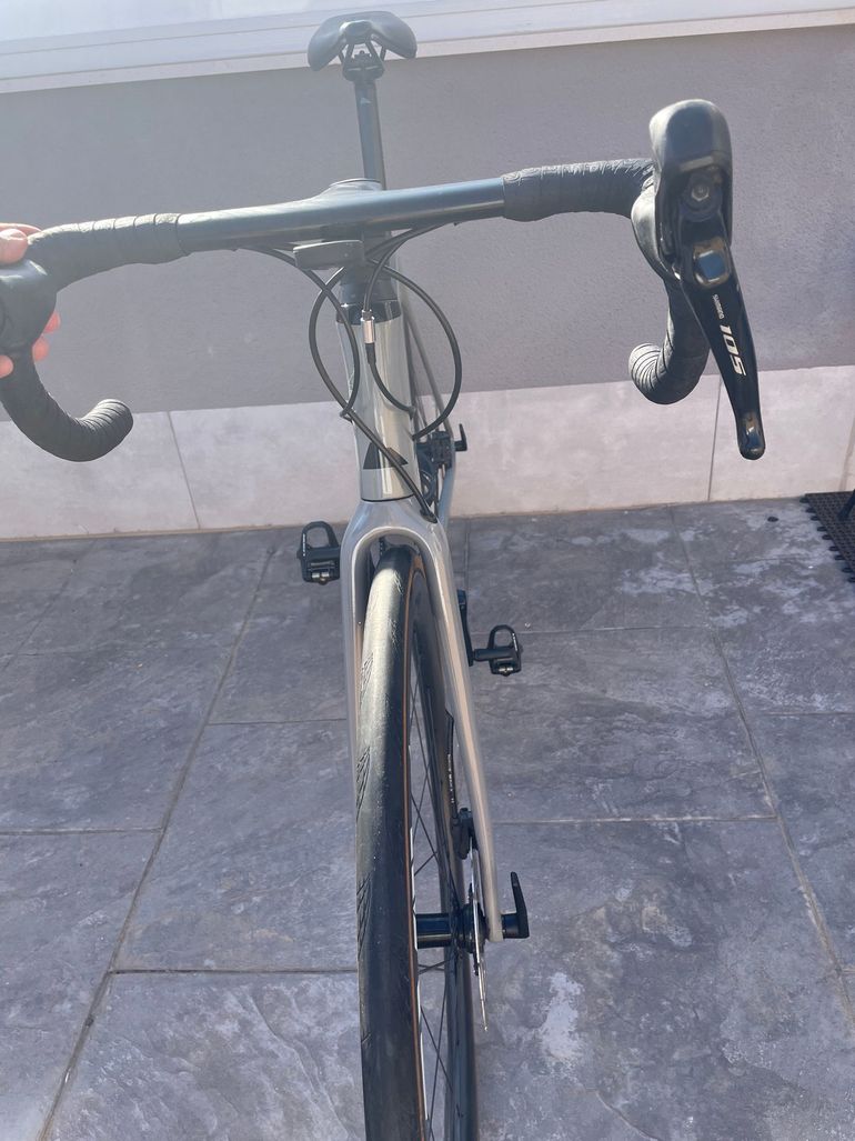 Used Canyon Ultimate CF SL 7 Disc 2021 2021 Road & Gravel, Hellgrau — image 11 of 16