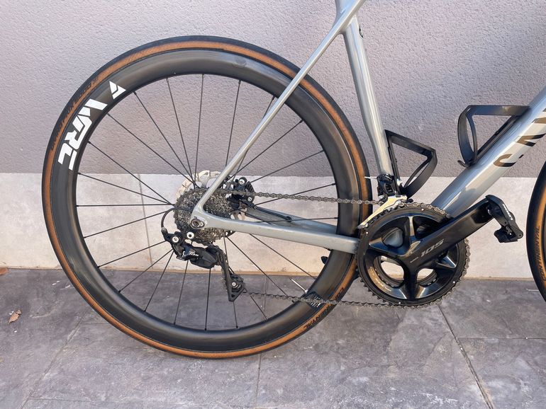 Used Canyon Ultimate CF SL 7 Disc 2021 2021 Road & Gravel, Hellgrau — image 3 of 16