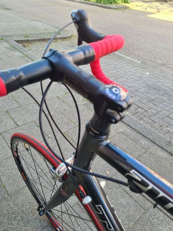 Used Trek 2100 Shimano Ultegra 2005 Road & Gravel, Black — image 6 of 9
