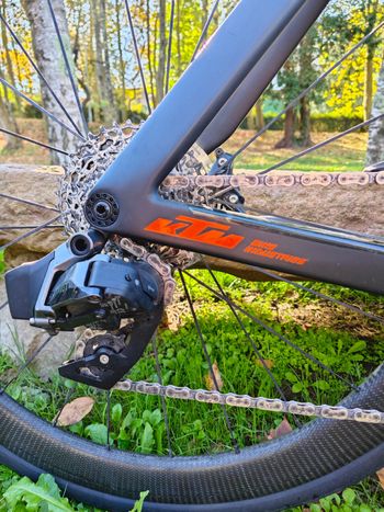 Used KTM REVELATOR LISSE SONIC 2021 2021 Road & Gravel, Black — image 5 of 8