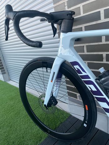Used Giant Propel Advanced 1 2026 2026 Road & Gravel, White — image 3 of 10