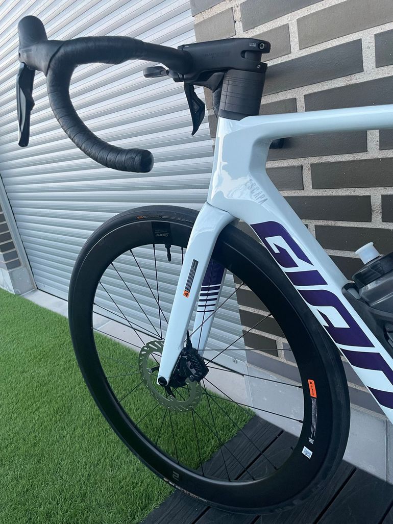 Used Giant Propel Advanced 1 2026 2026 Road & Gravel, White — image 3 of 10